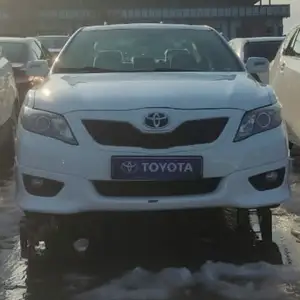 Toyota Camry, 2010