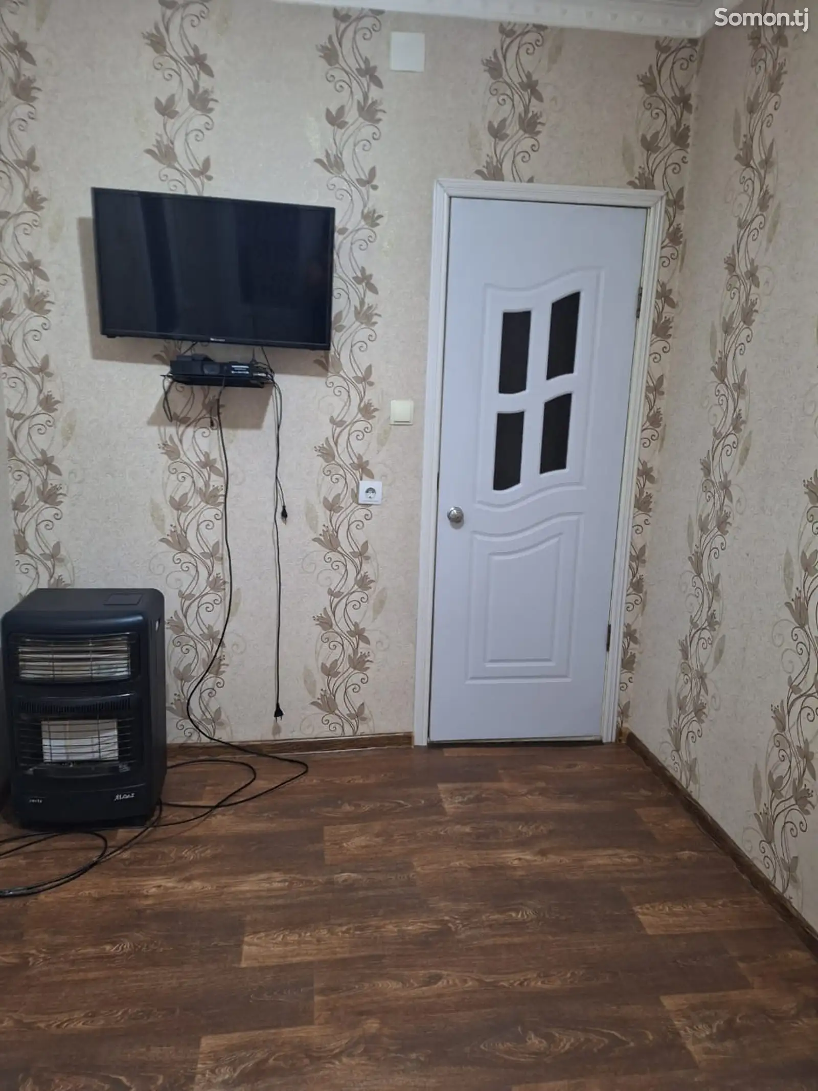 3-комн. квартира, 1 этаж, 50 м², Рудаки-1