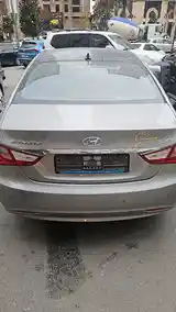 Hyundai Sonata, 2010-2