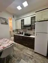 2-комн. квартира, 15 этаж, 60м², доми Алфемо-2