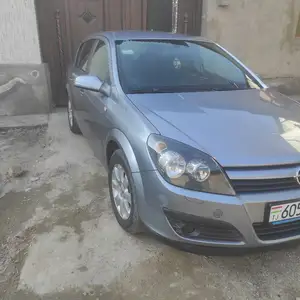 Opel Astra H, 2004