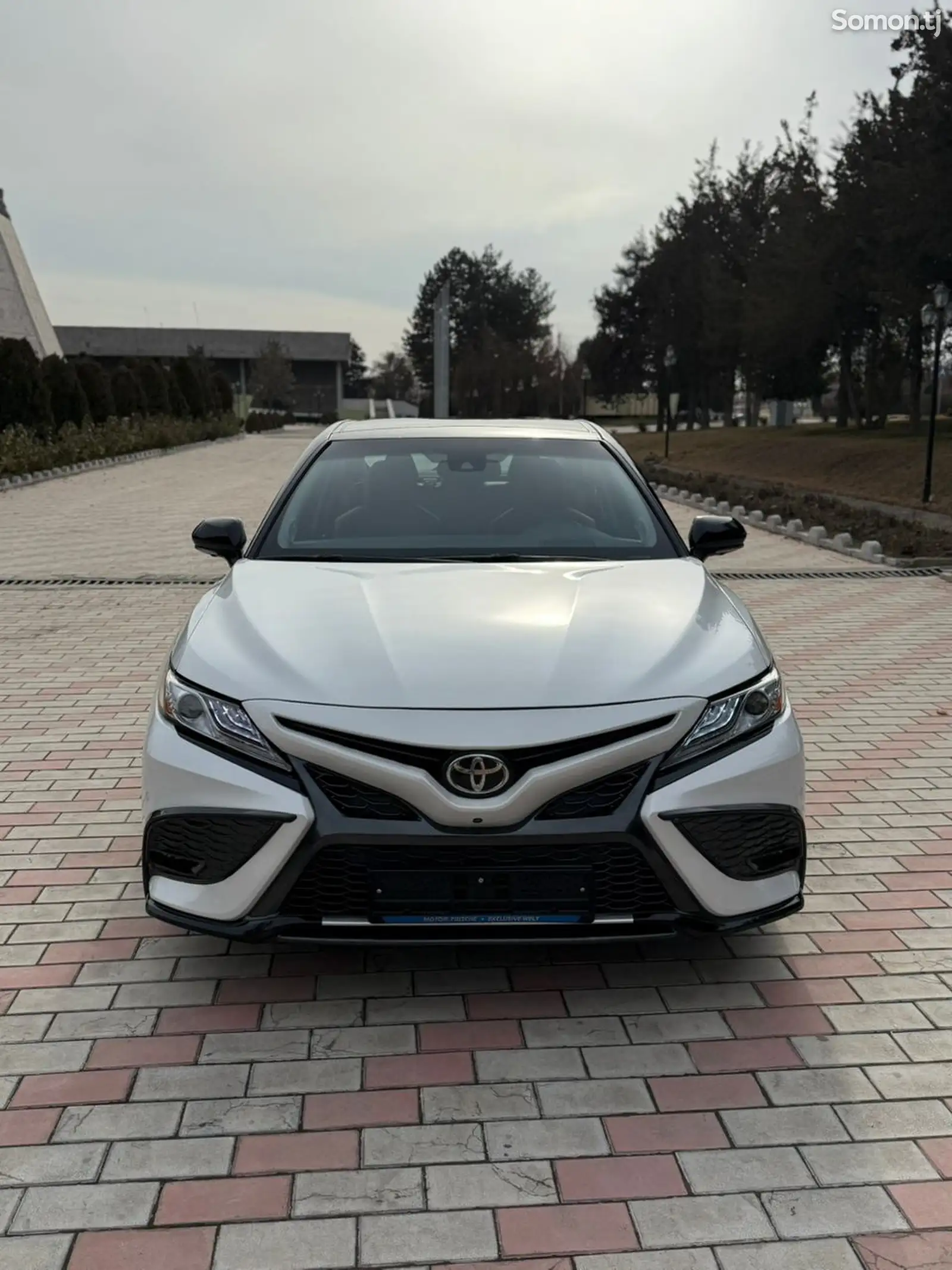 Toyota Camry, 2018-1