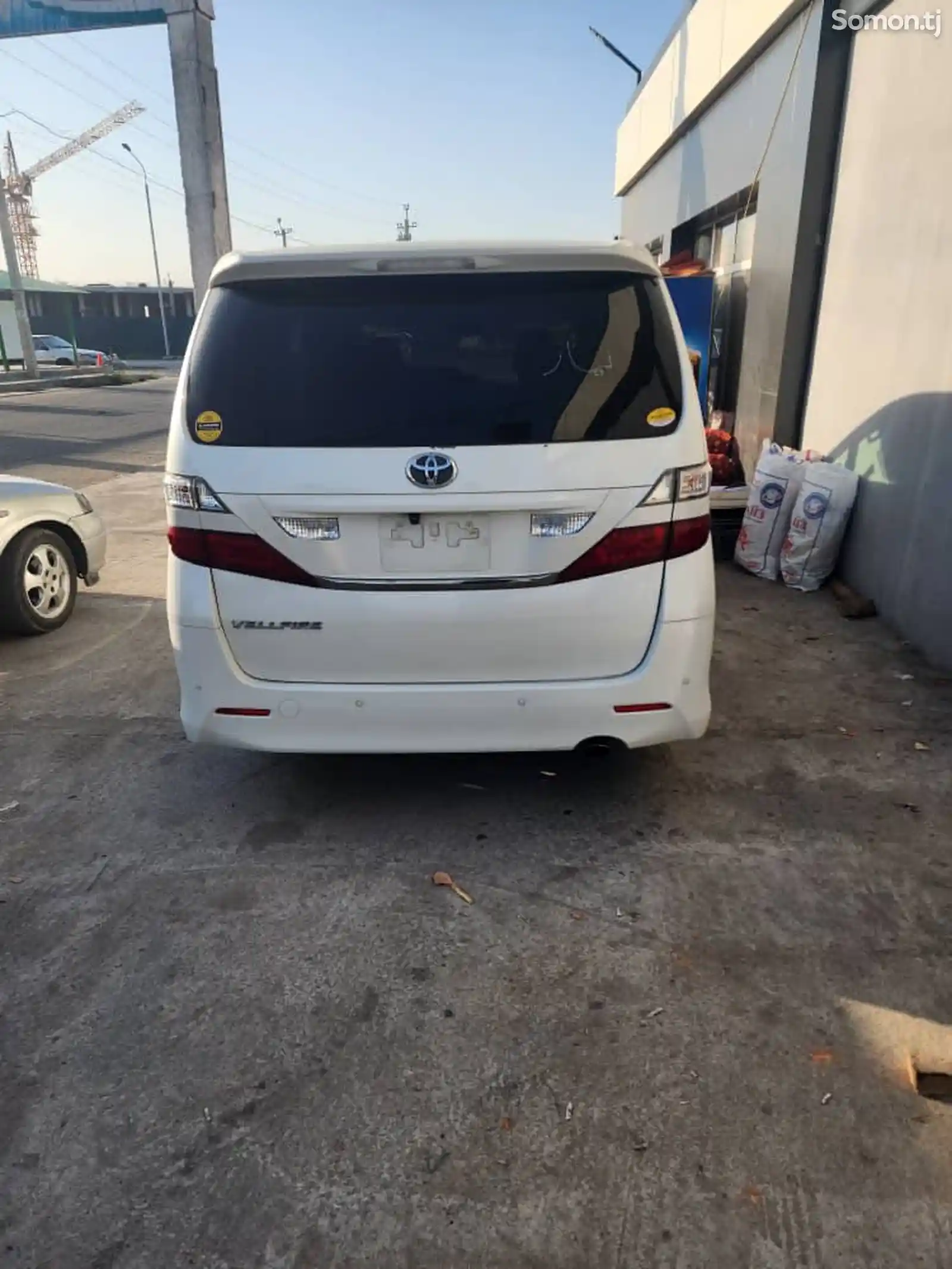 Toyota Vellfire, 2010-4