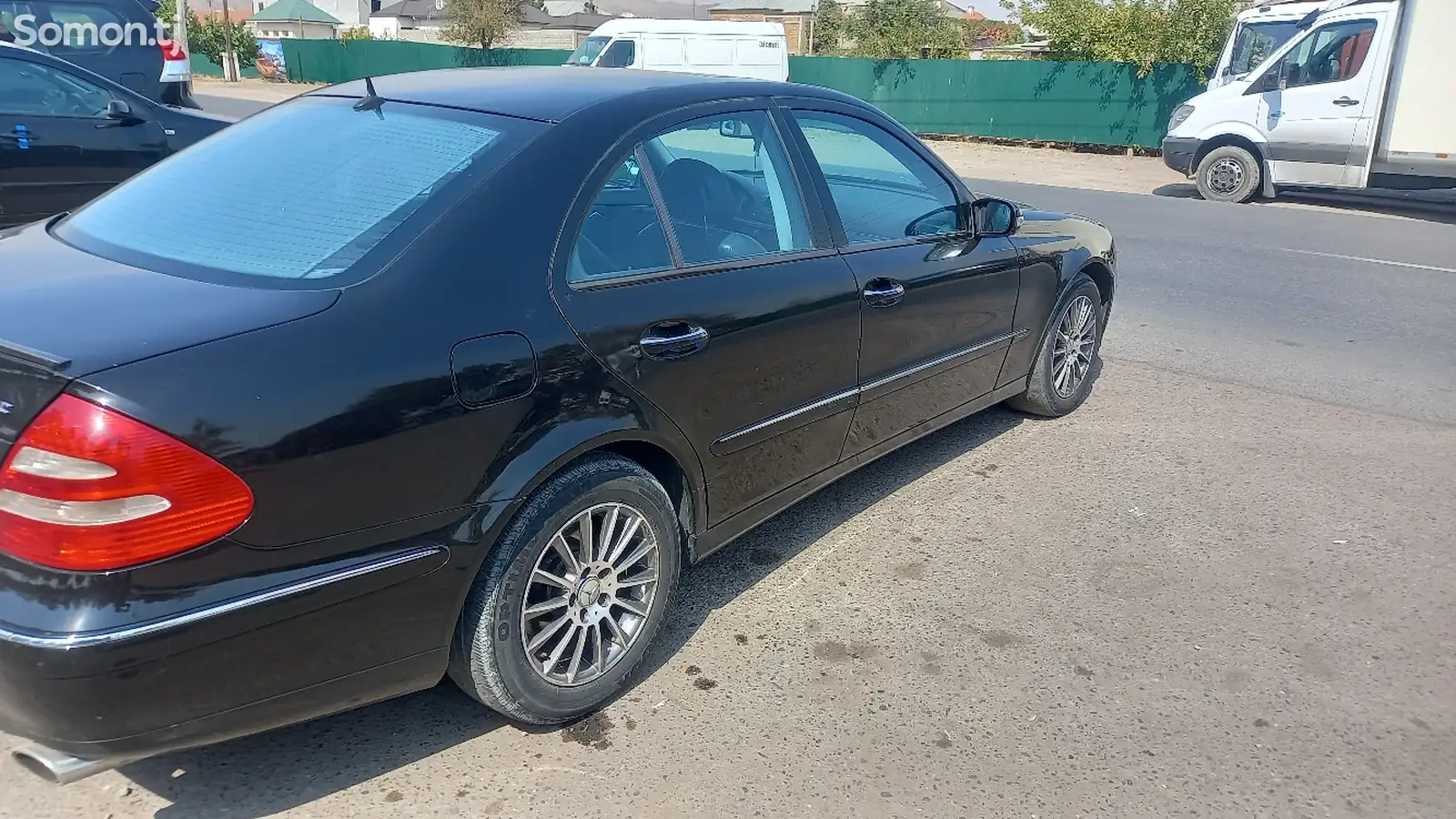 Mercedes-Benz E-Class, 2005-4