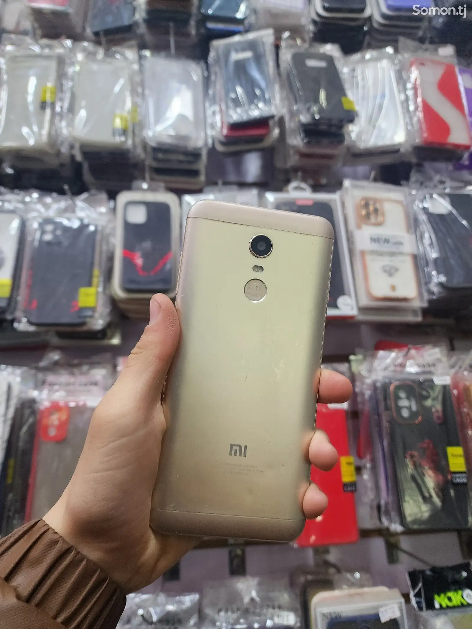 Xiaomi Redmi 5 Plus-1