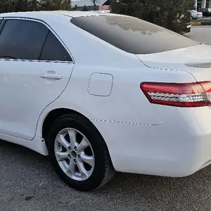 Toyota Camry, 2011