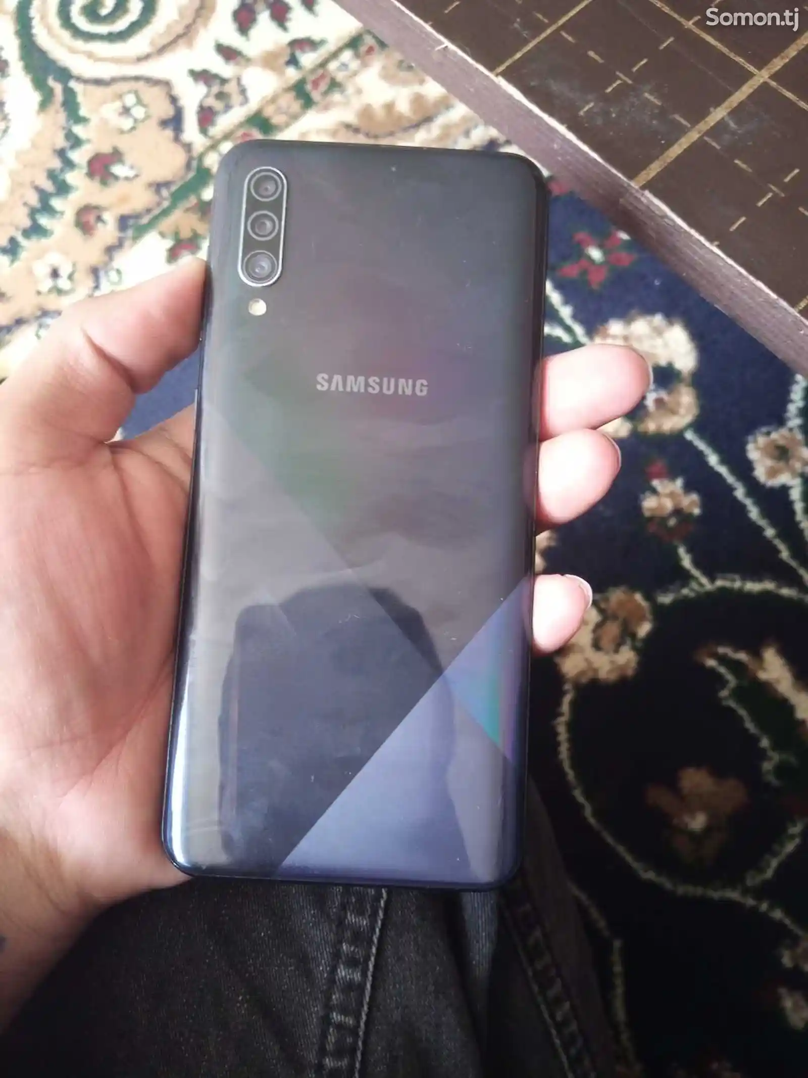 Samsung Galaxy A30s-2