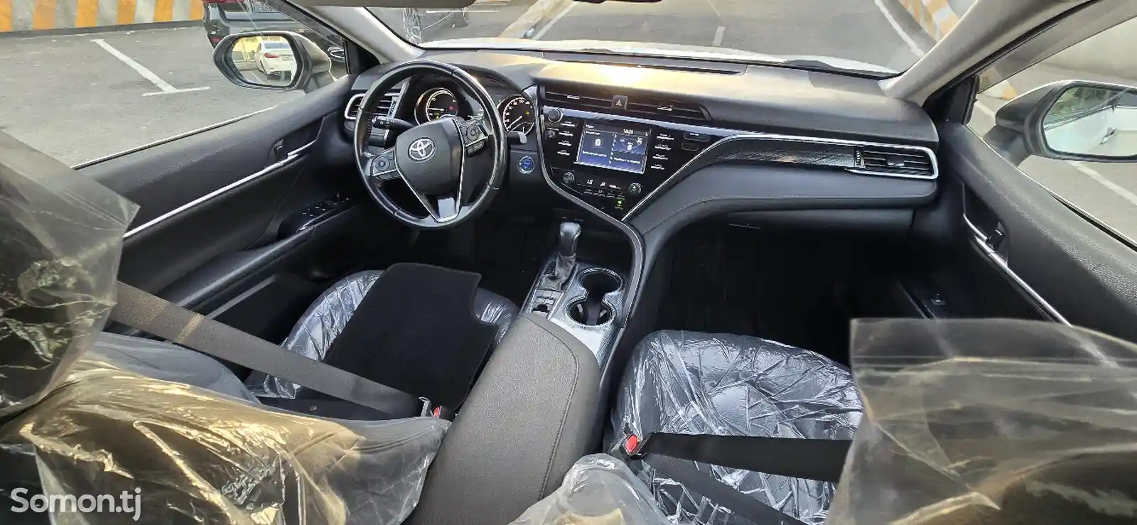 Toyota Camry, 2018-4