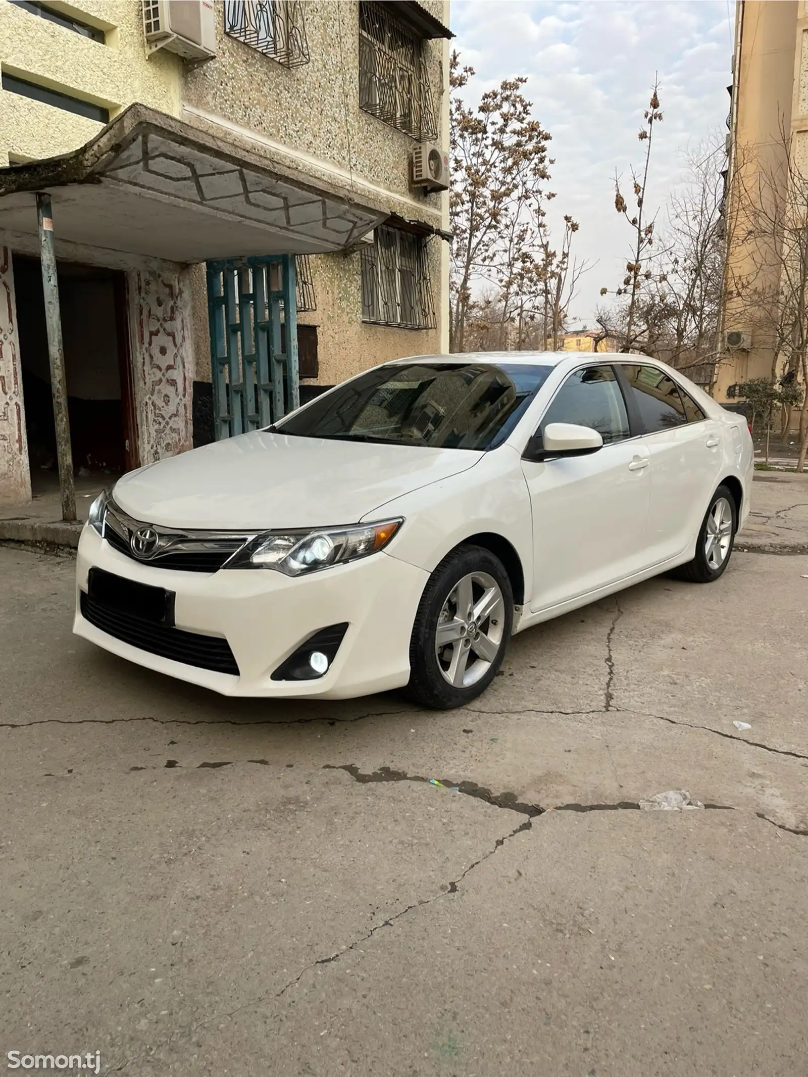 Toyota Camry, 2012-1