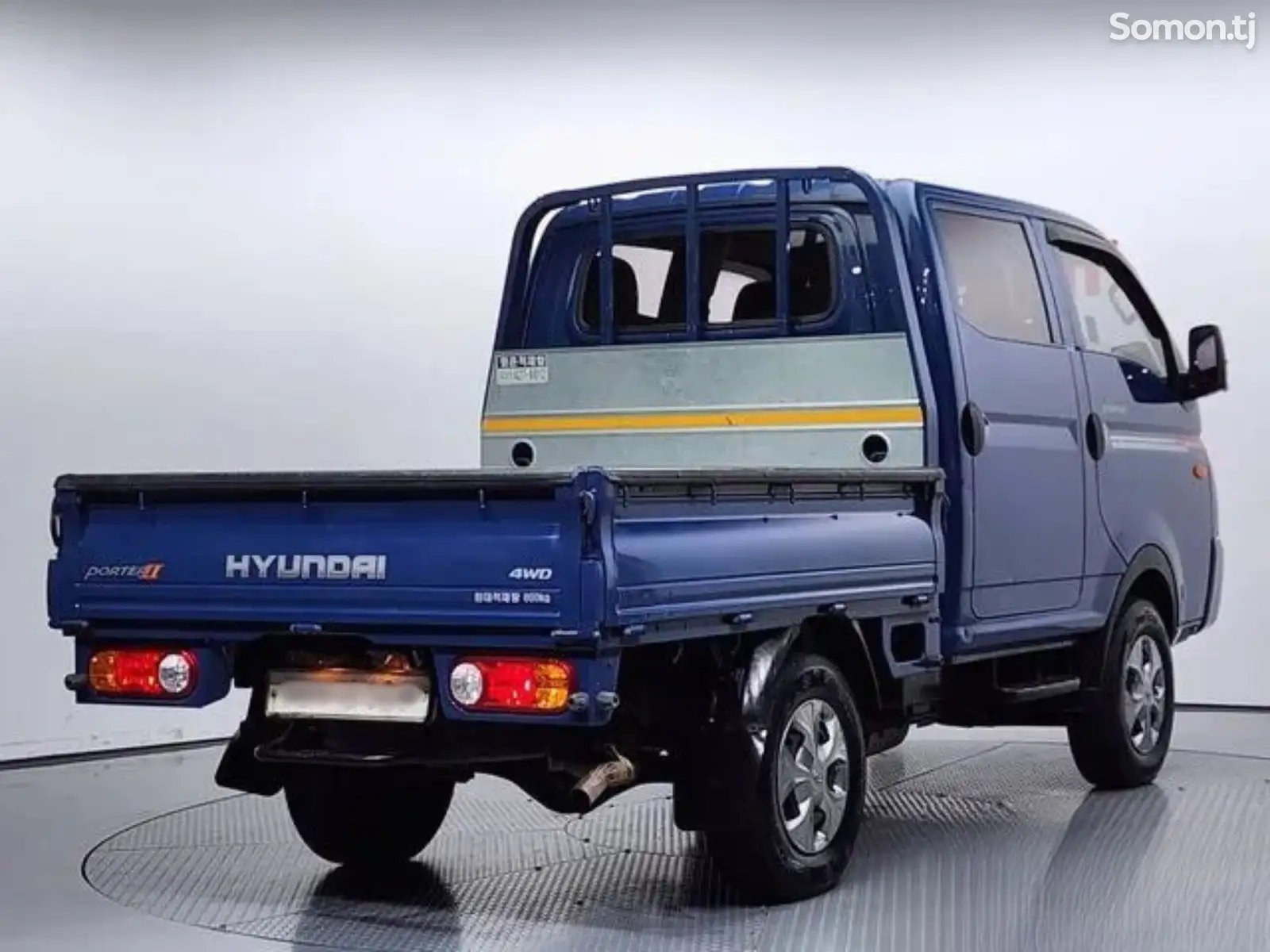 Бортовой автомобиль Hyundai Porter 2, 2018 | 4WD |-4