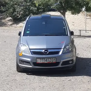 Opel Zafira, 2006