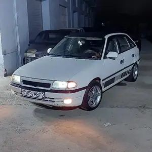 Opel Astra F, 1992