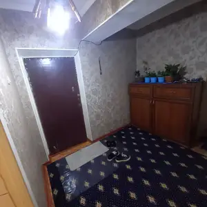 3-комн. квартира, 4 этаж, 58 м², Сино