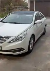 Hyundai Sonata, 2010-2