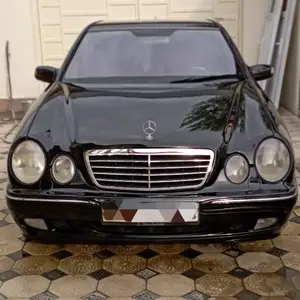 Mercedes-Benz E class, 2002