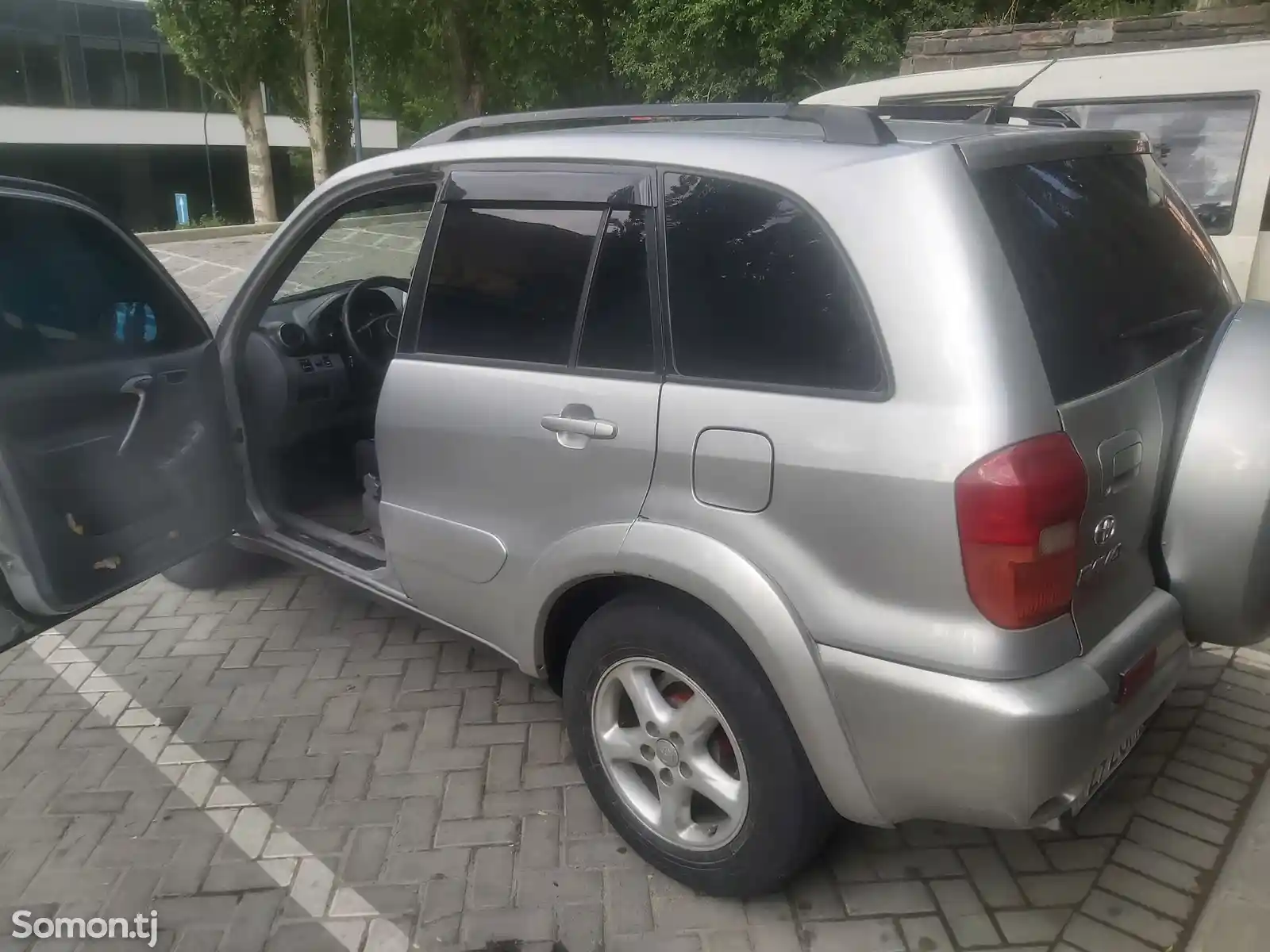 Toyota RAV 4, 2002-4