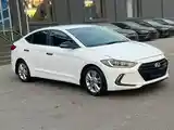 Hyundai Elantra, 2017-2