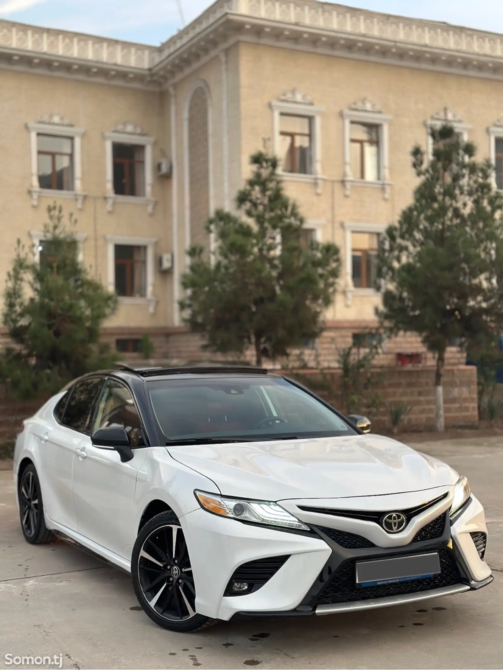 Toyota Camry, 2020-1