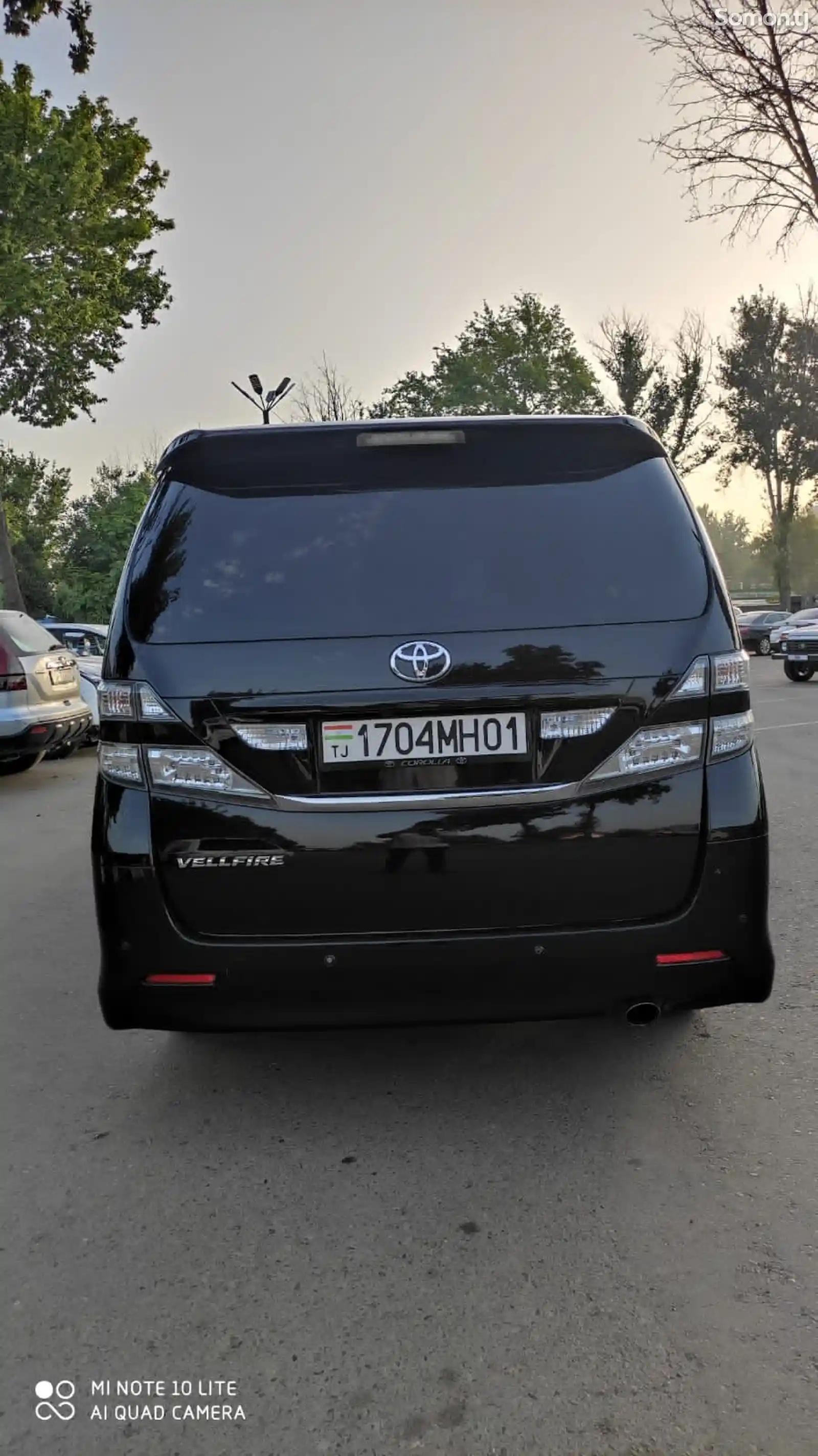 Toyota Vellfire, 2010-5