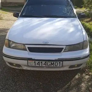 Daewoo Nexia, 1996