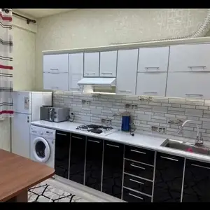 1-комн. квартира, 1 этаж, 50 м², 19мкр