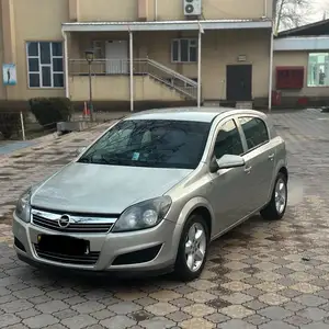 Opel Astra H, 2009