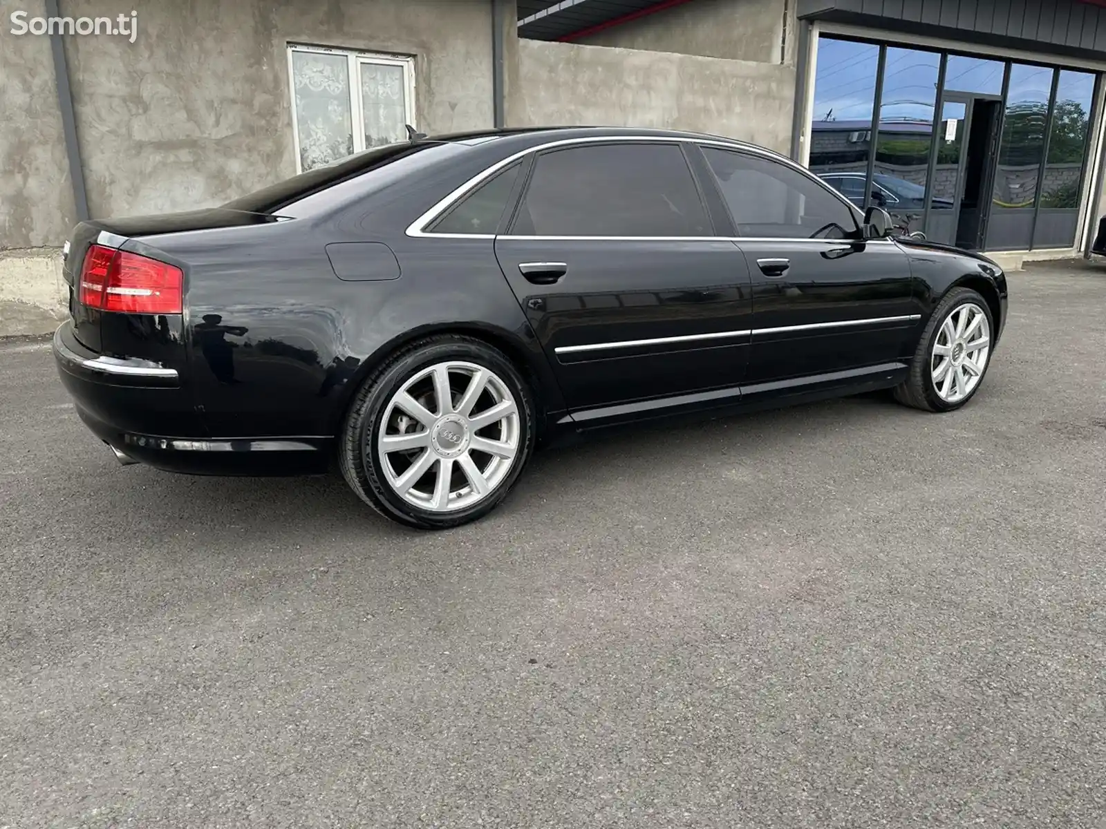 Audi A8, 2010-4