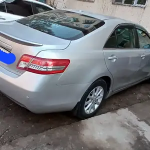 Toyota Camry, 2010