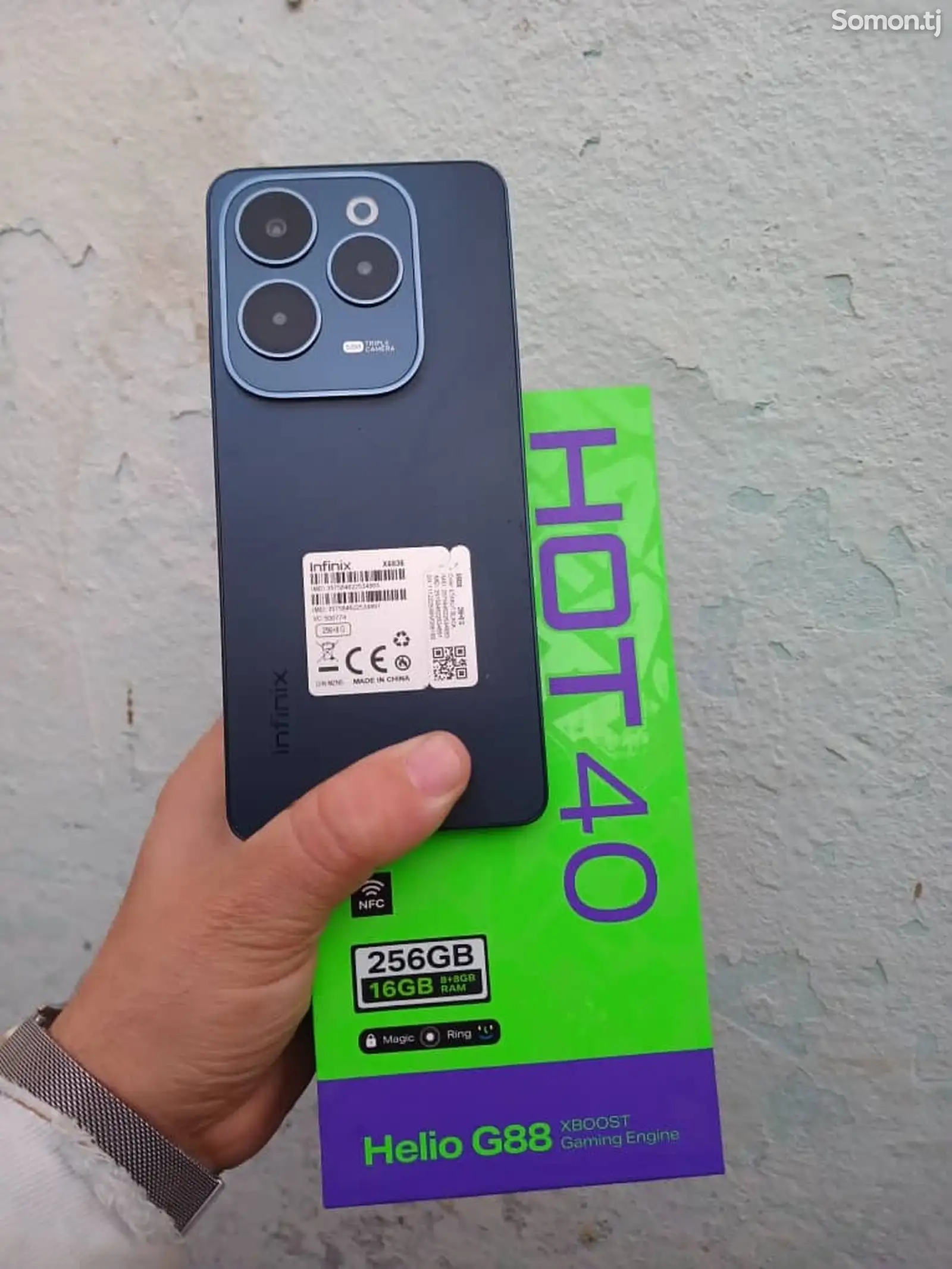 Infinix Hot 40-1