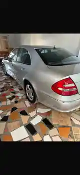 Mercedes-Benz E class, 2005-4