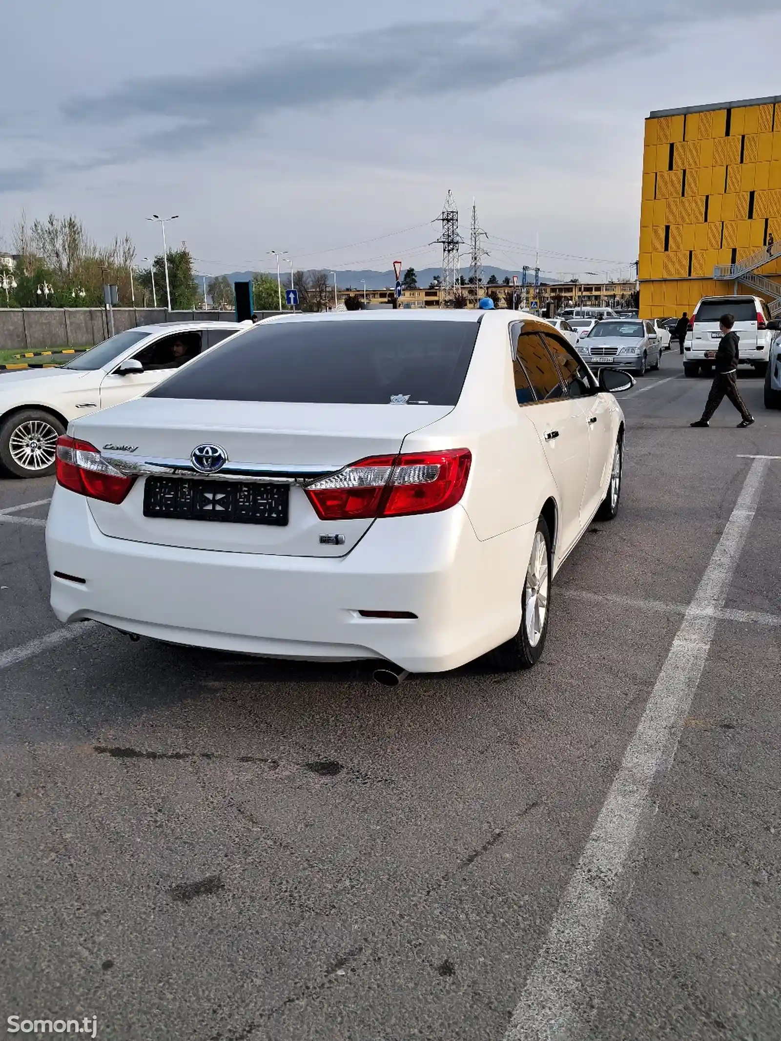 Toyota Camry, 2012-6