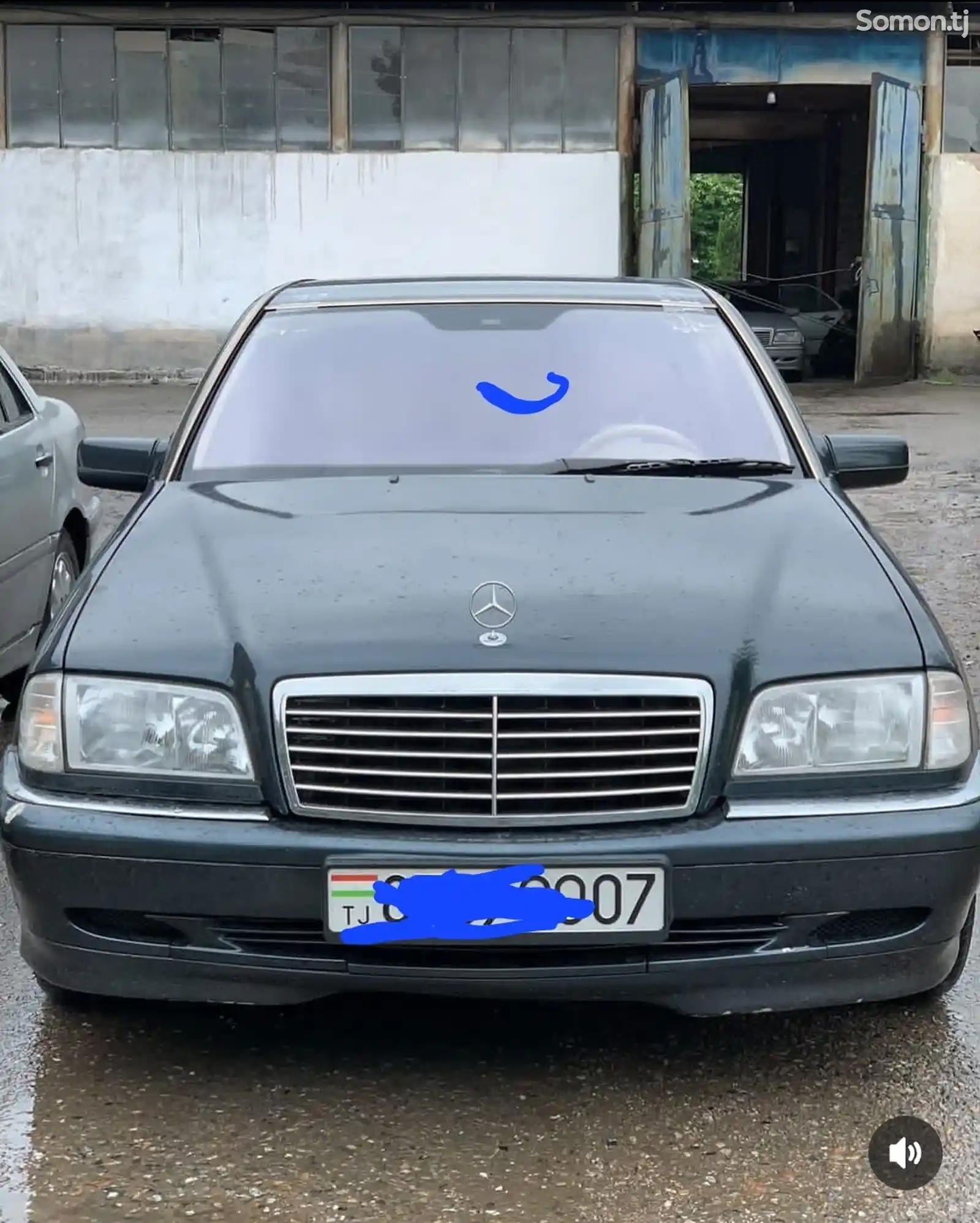 Лобовое стекло фиолетовый на Mercedes-Benz W202