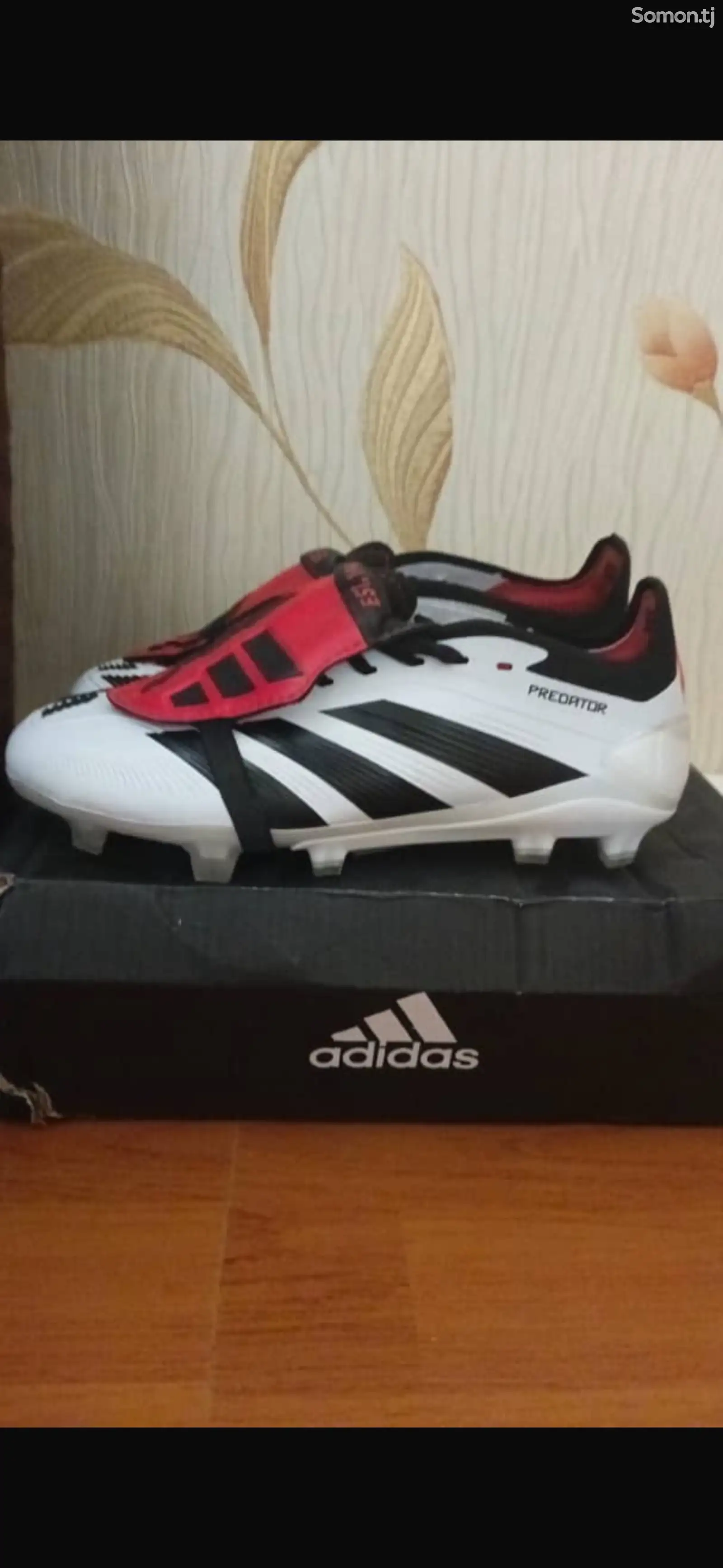 Кроссовки Adidas Predator-1