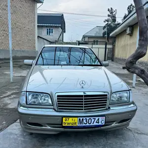 Mercedes-Benz W201, 1999