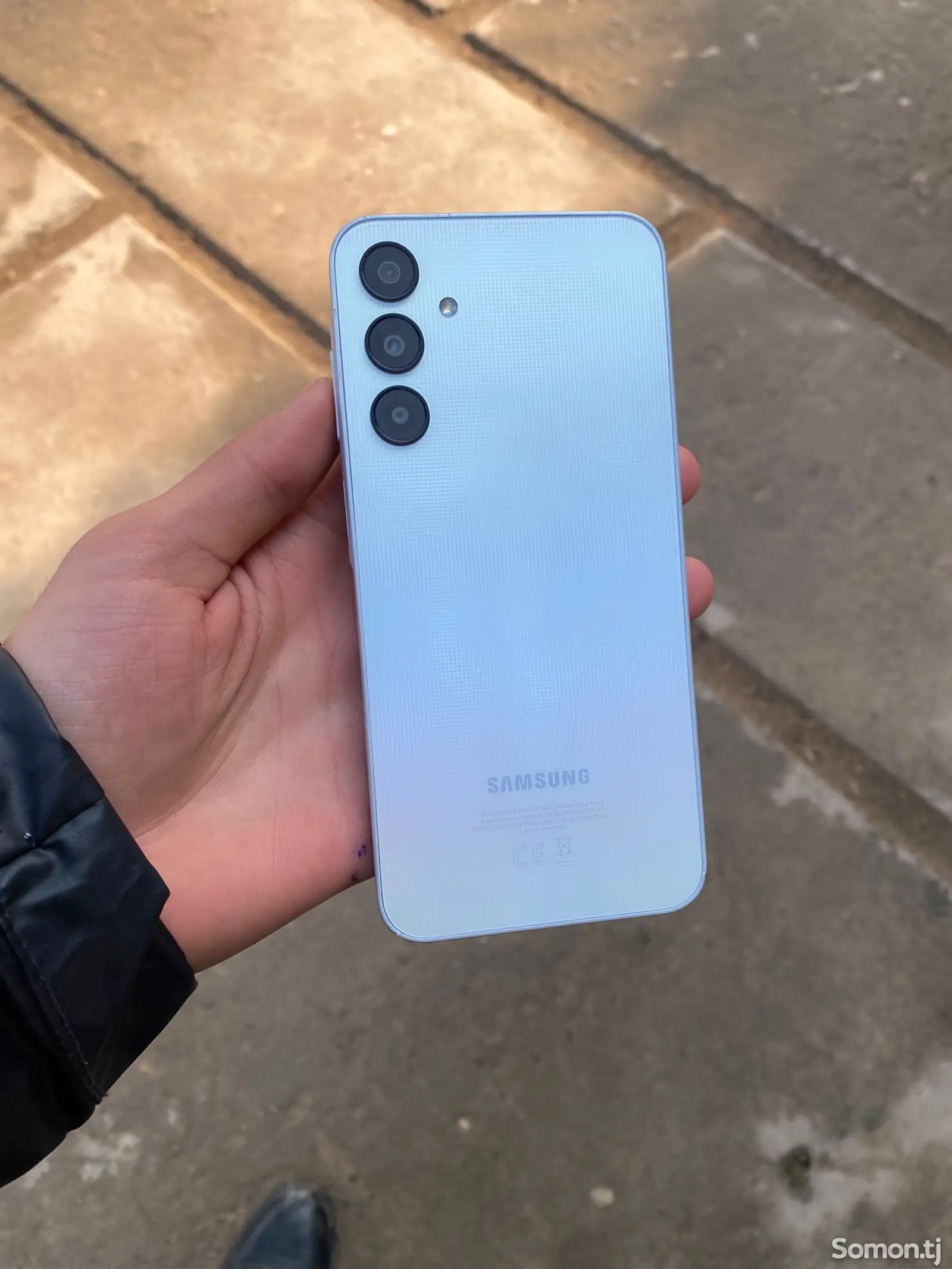 Samsung Galaxy A25-1