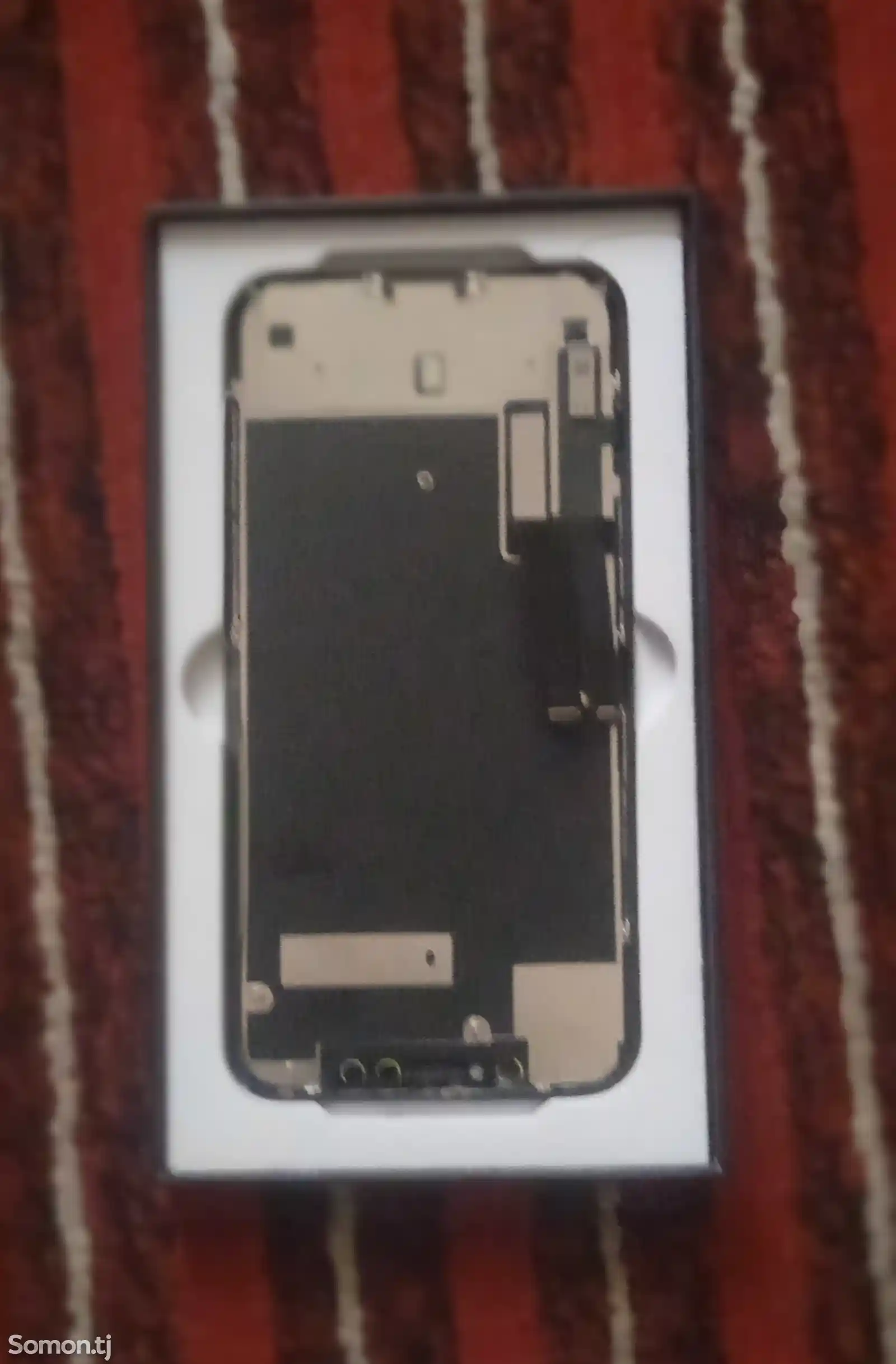 Экран IPhone XR-2