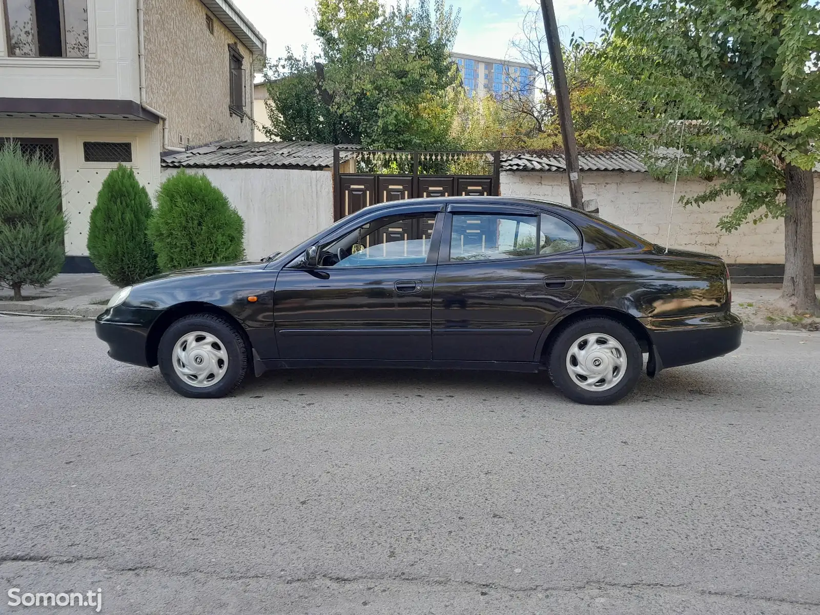 Daewoo Leganza, 1998-1