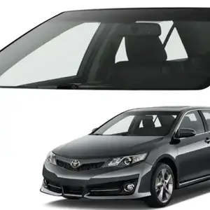 Лобовое стекло на Toyota Camry 3