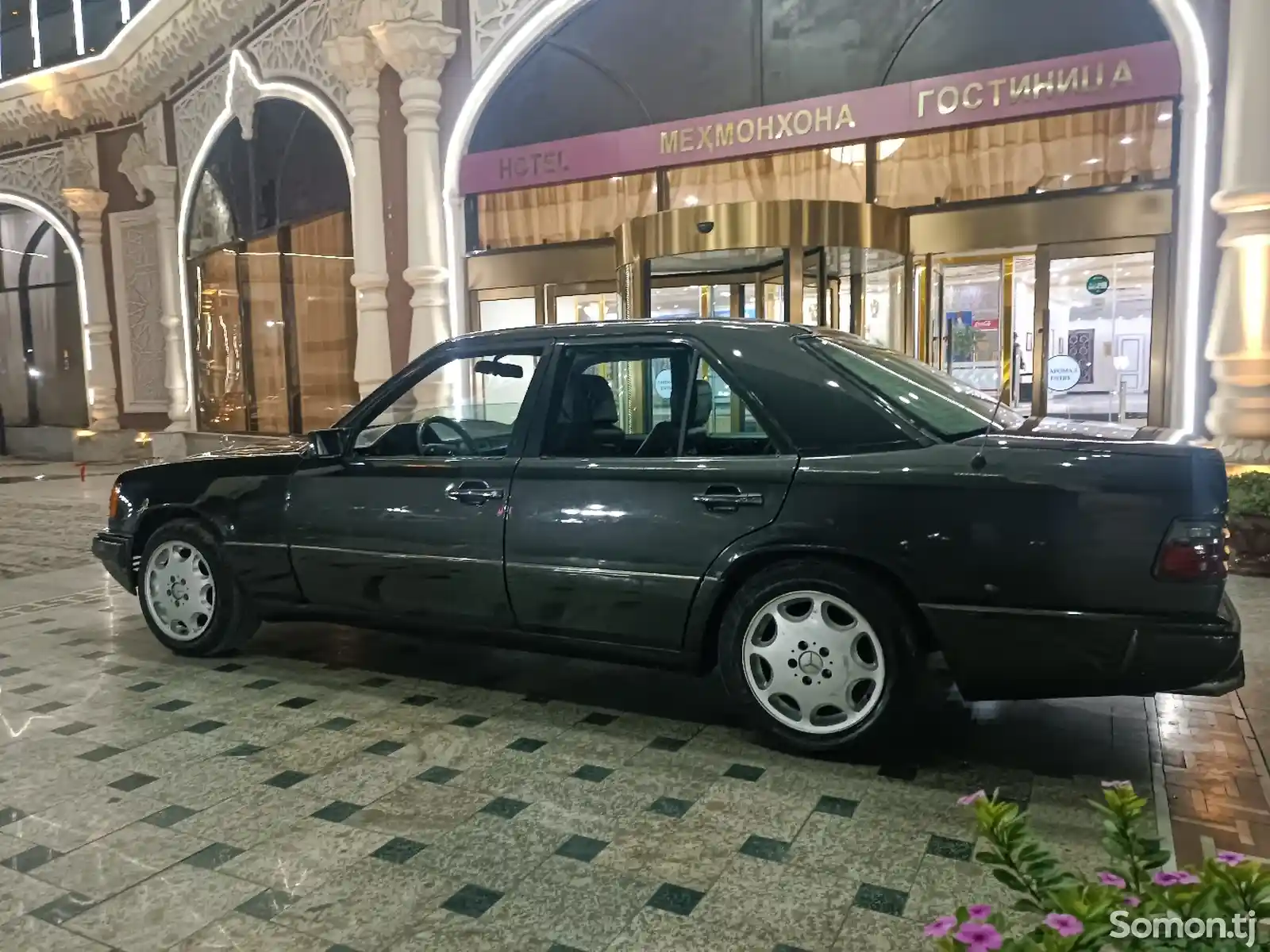 Mercedes-Benz W124, 1990-13