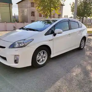 Toyota Prius, 2011