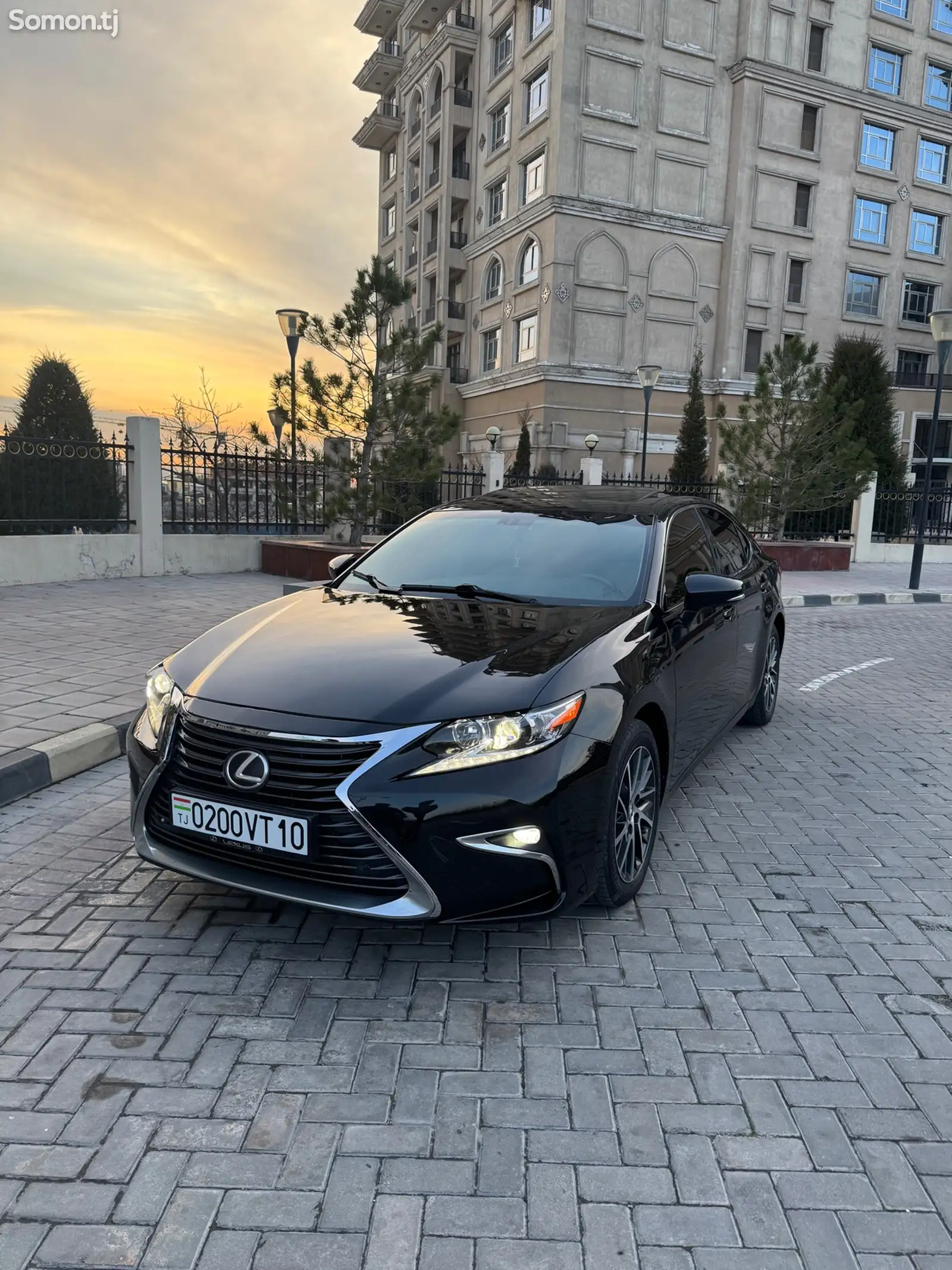 Lexus ES series, 2017-1