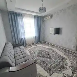 2-комн. квартира, 5 этаж, 65м², 18 мкр