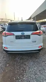 Toyota RAV 4, 2017-3