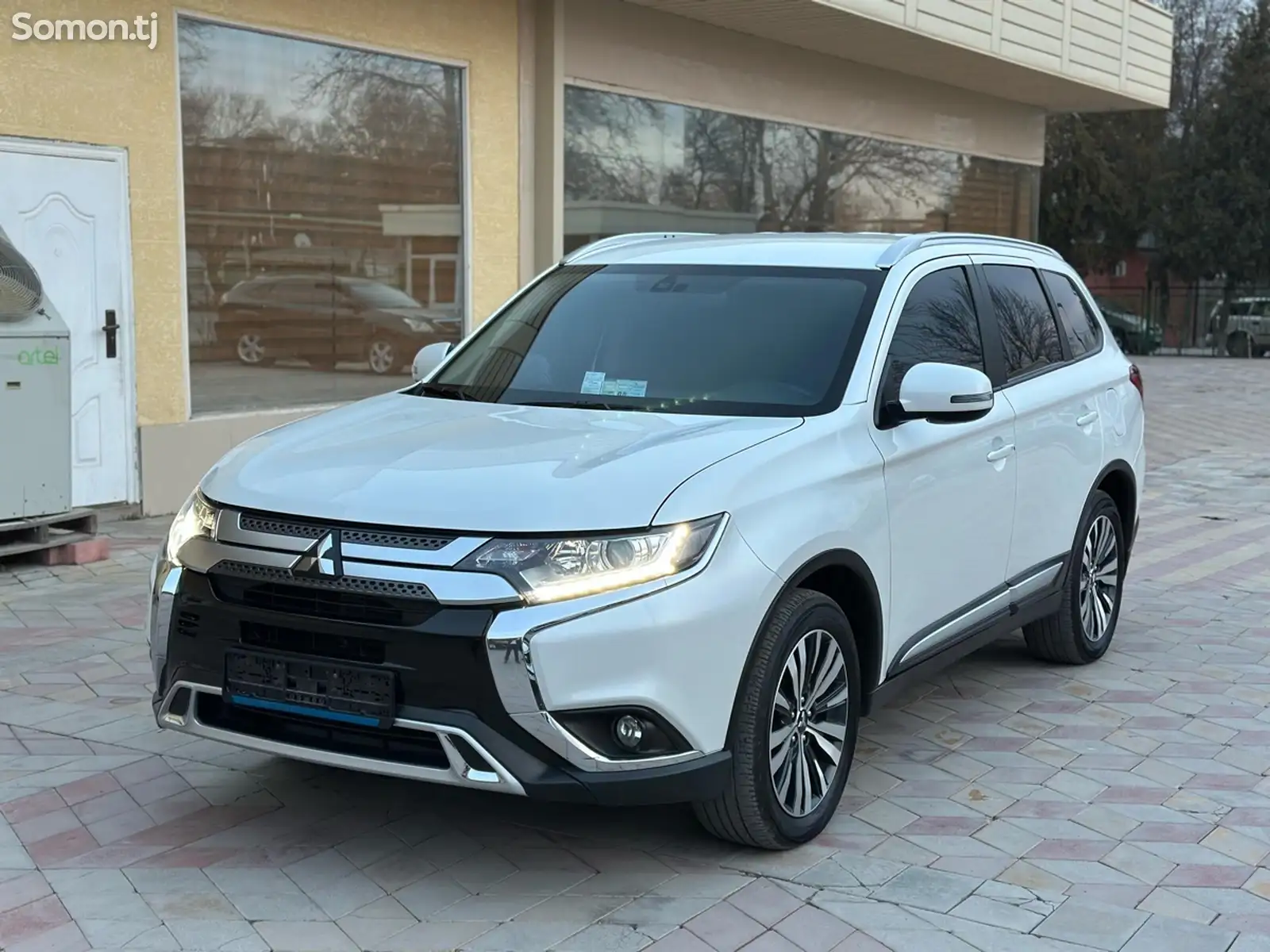 Mitsubishi Outlander, 2022-1