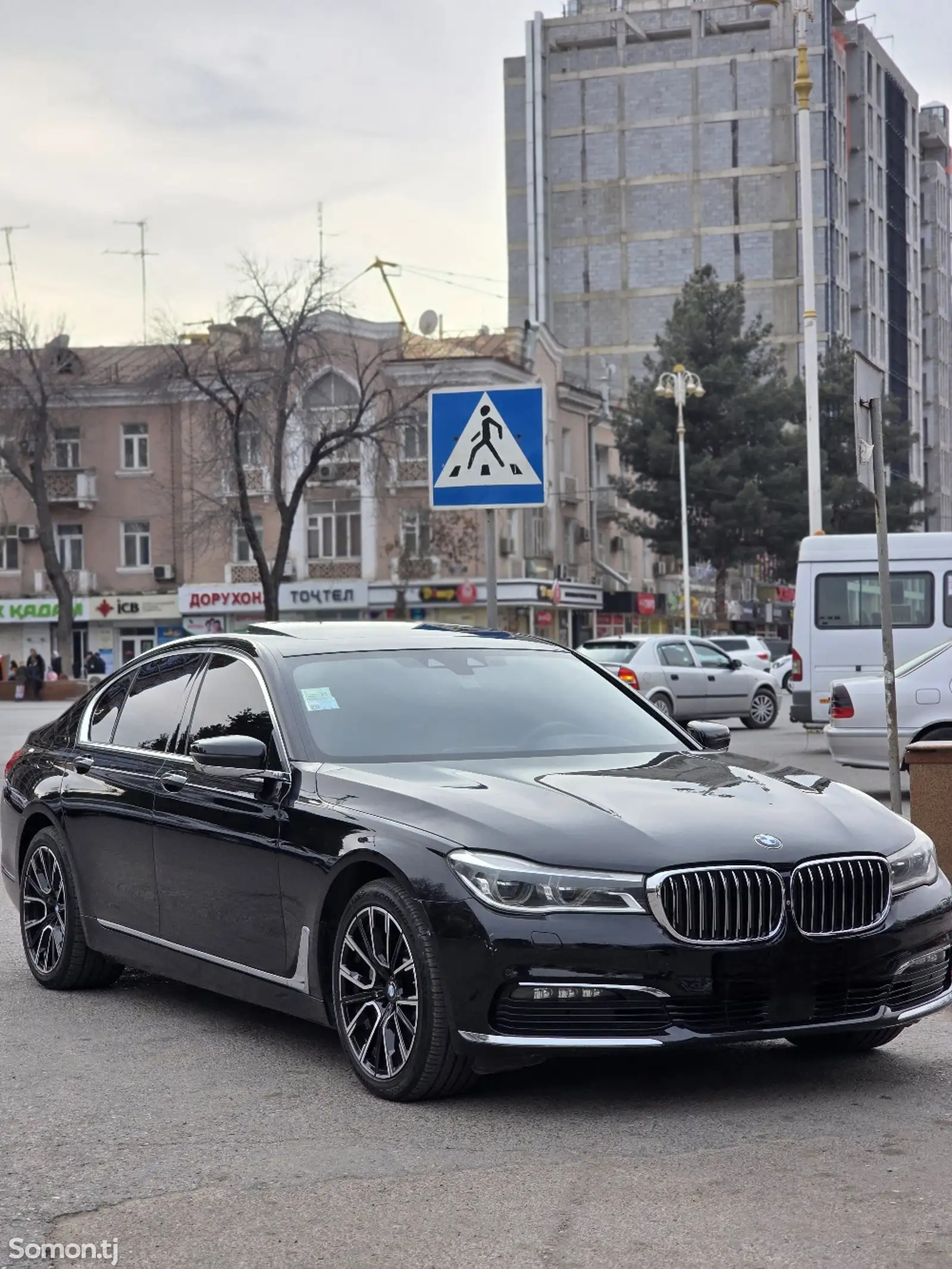 BMW 7 series, 2016-1