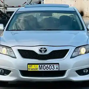 Toyota Camry, 2011