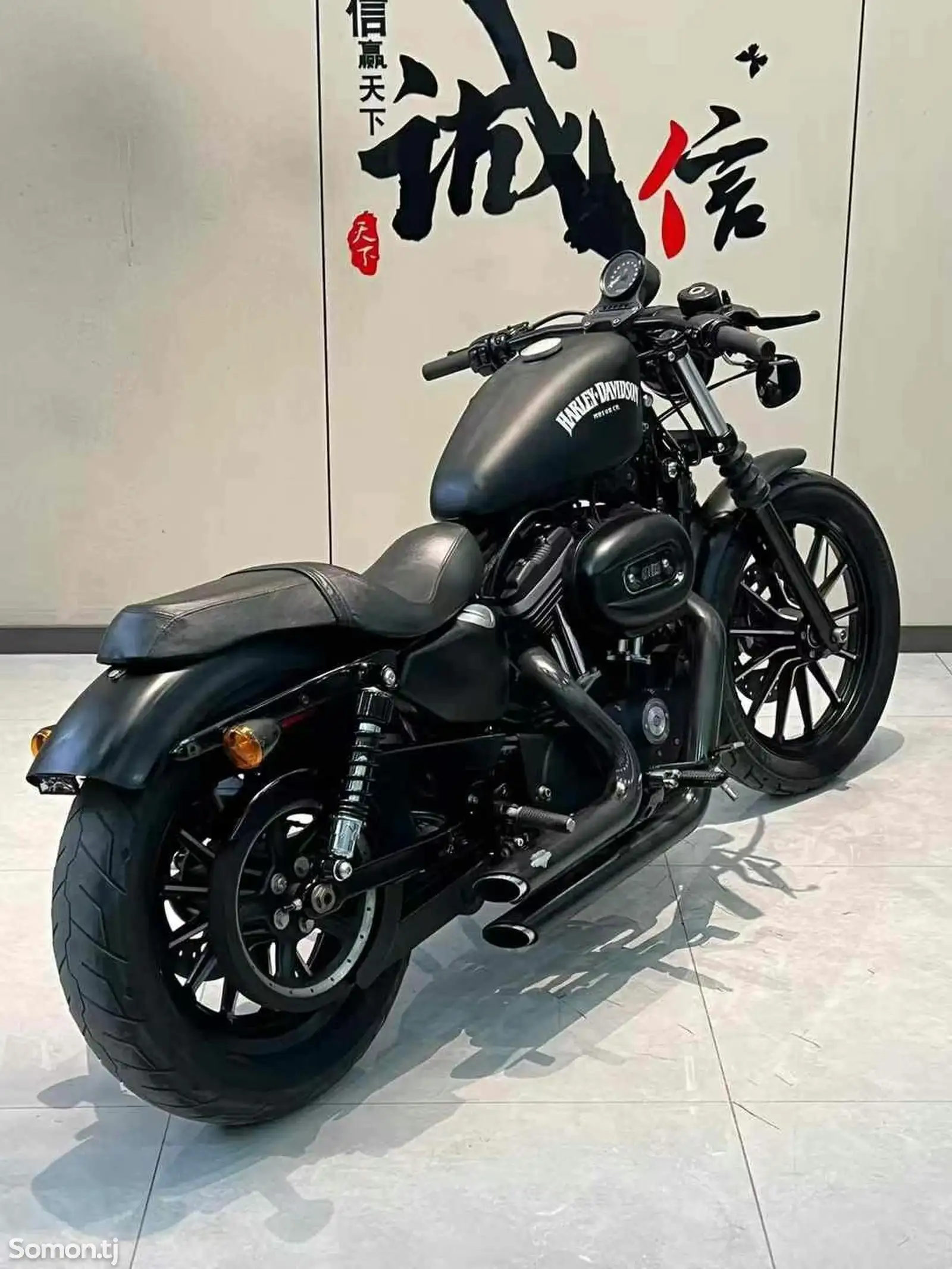 Мотоцикл Harley-Davidson 883N на заказ-1