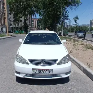 Toyota Camry, 2003