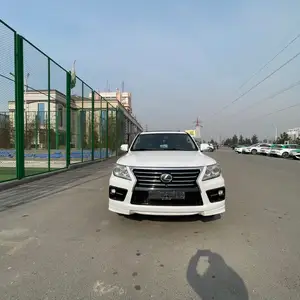 Lexus LX series, 2010