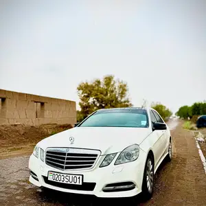 Mercedes-Benz E class, 2011